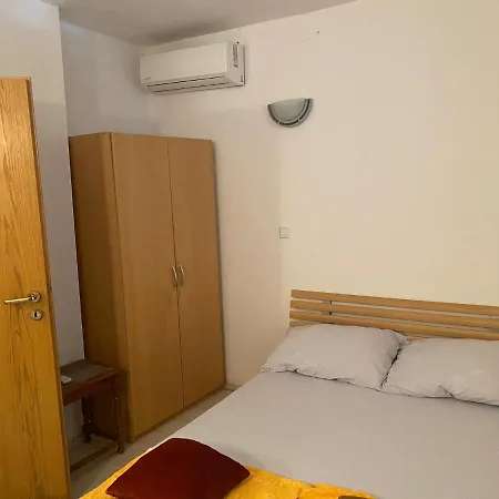 Apartment Apartman Luka Pogled Na More