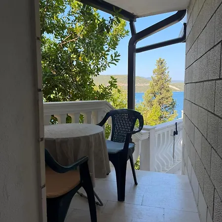 Apartment Apartman Luka Pogled Na More